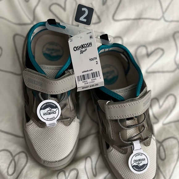 NWT Oshkosh Boys Everplay Sandals